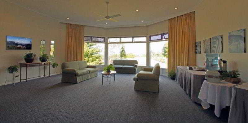 Nesuto Gardens 4*