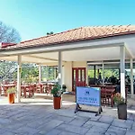 Nesuto Leura Gardens 